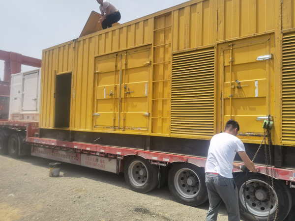 大英除了负载情况和发动机维护，还有哪些因素会影响 200kw 柴油发电机的油耗？